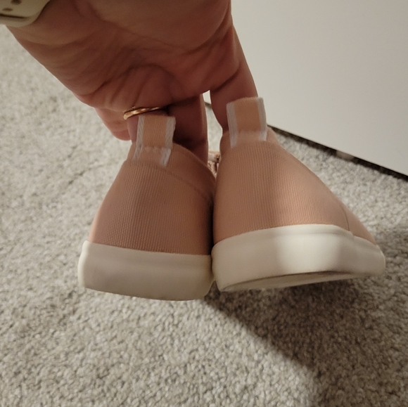 Shoes - Picture 3 of 5